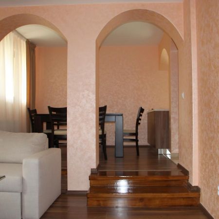 Hotel Kichika Rudozem Экстерьер фото
